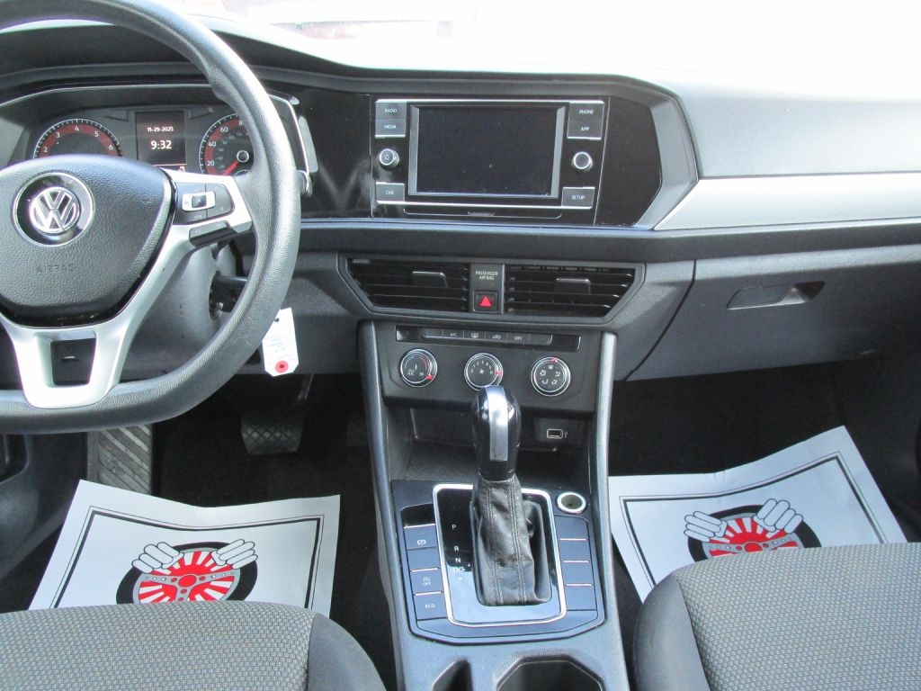 Volkswagen Jetta  2019