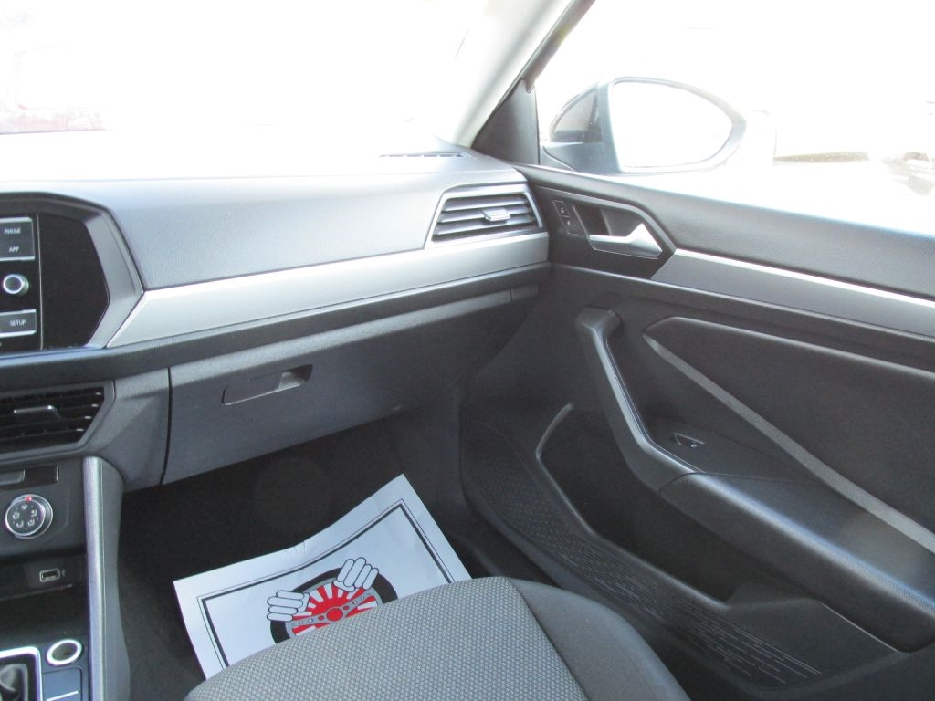 Volkswagen Jetta  2019