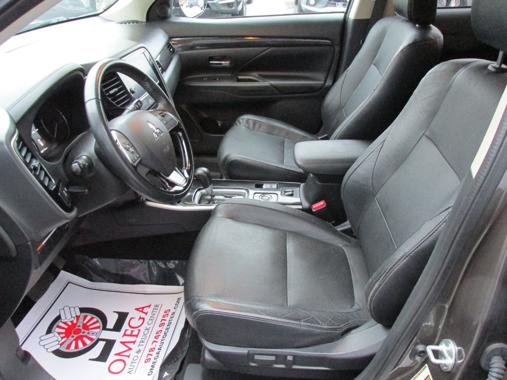 Mitsubishi Outlander  2018