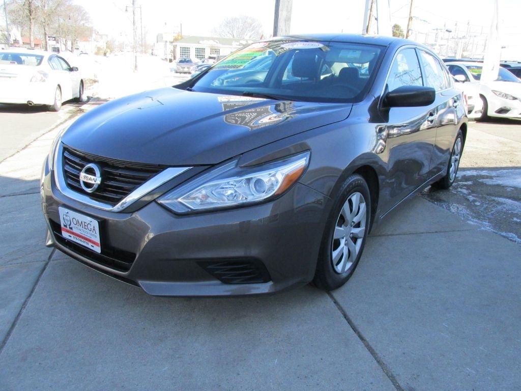 Nissan Altima  2016