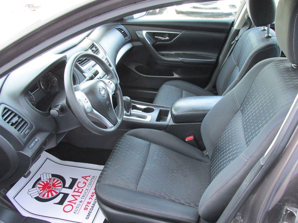 Nissan Altima  2016