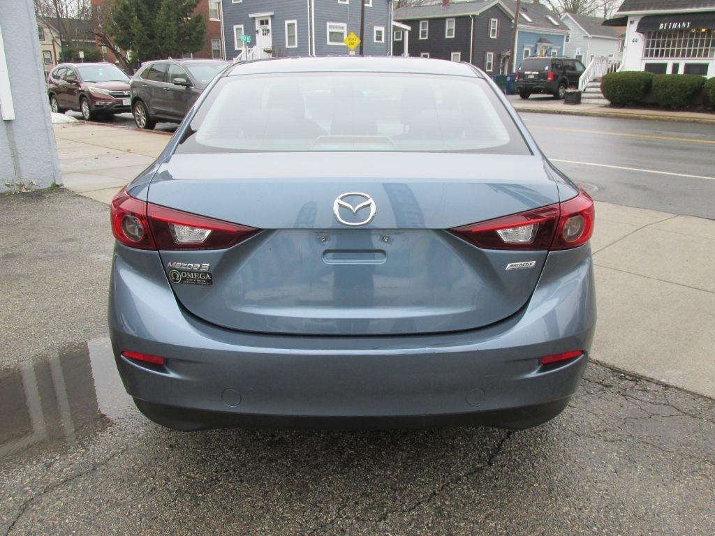 Mazda MAZDA3  2015
