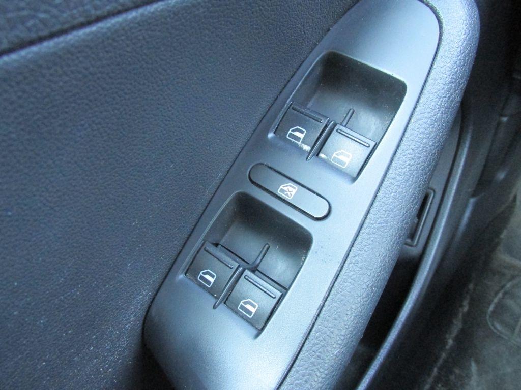 Volkswagen Jetta  2013