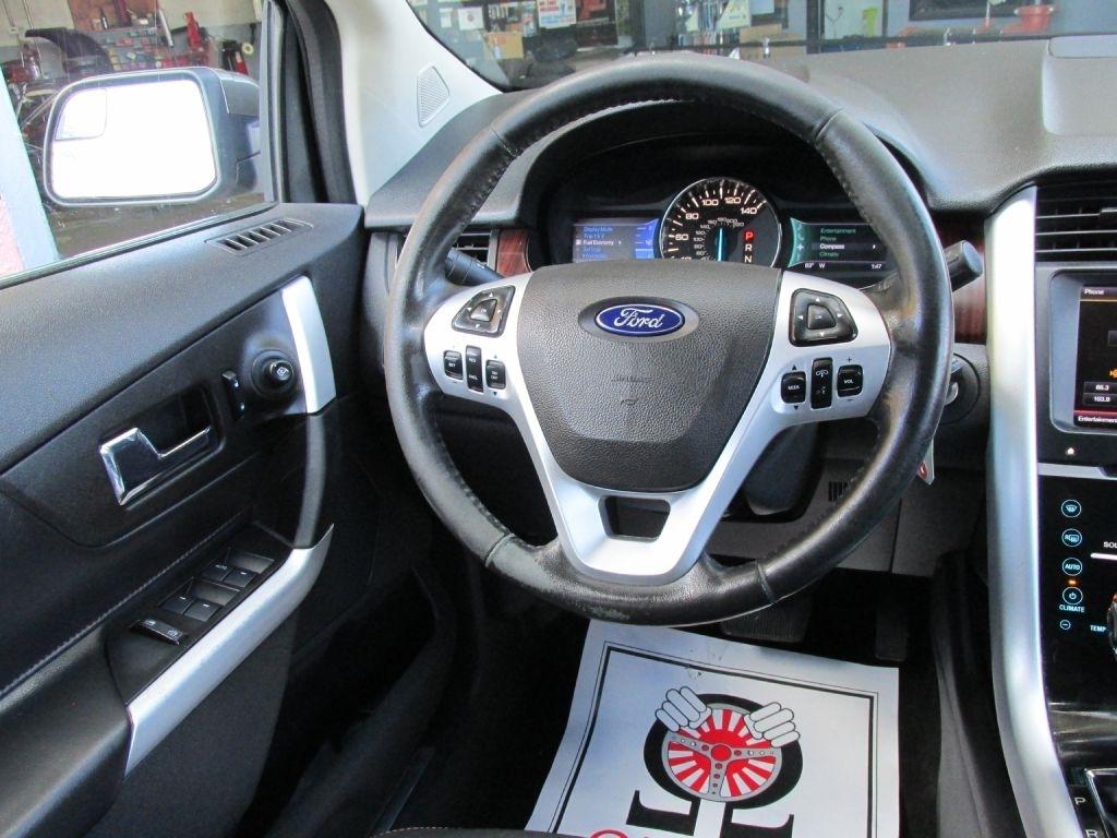 Ford Edge  2013
