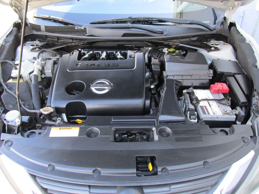 2016 Nissan Altima SL - Photo 6