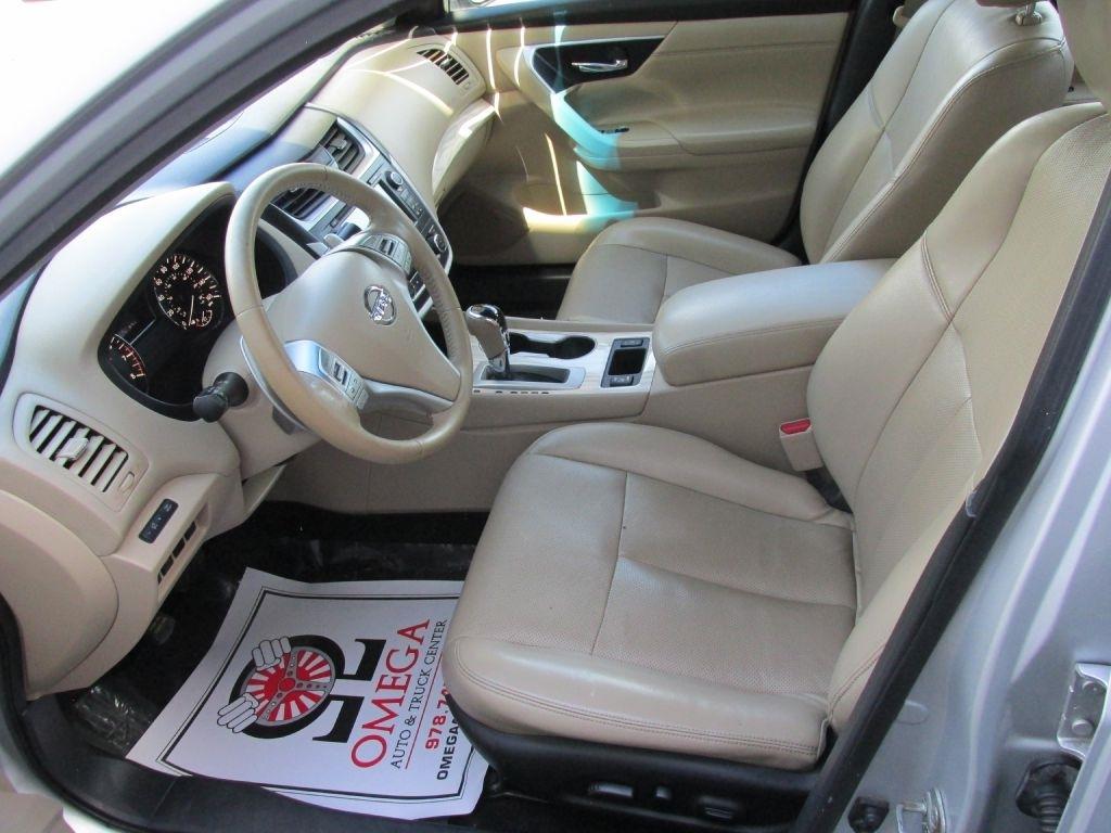 2016 Nissan Altima SL - Photo 9