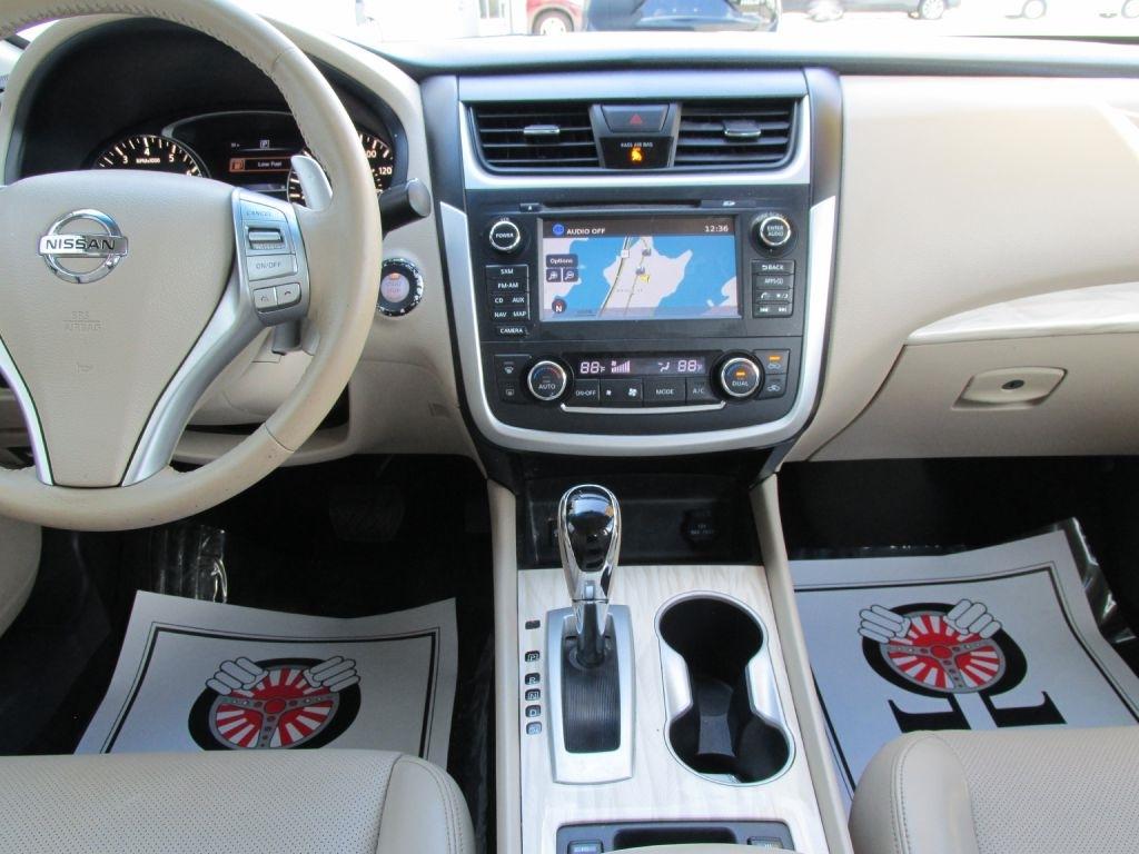 2016 Nissan Altima SL - Photo 12