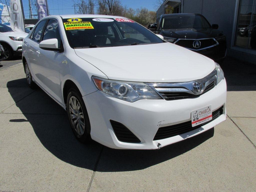 Toyota Camry  2014