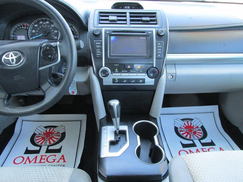 Toyota Camry  2014