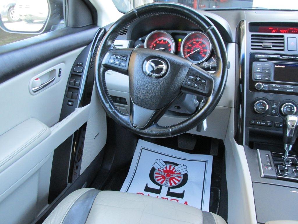 Mazda CX-9  2012