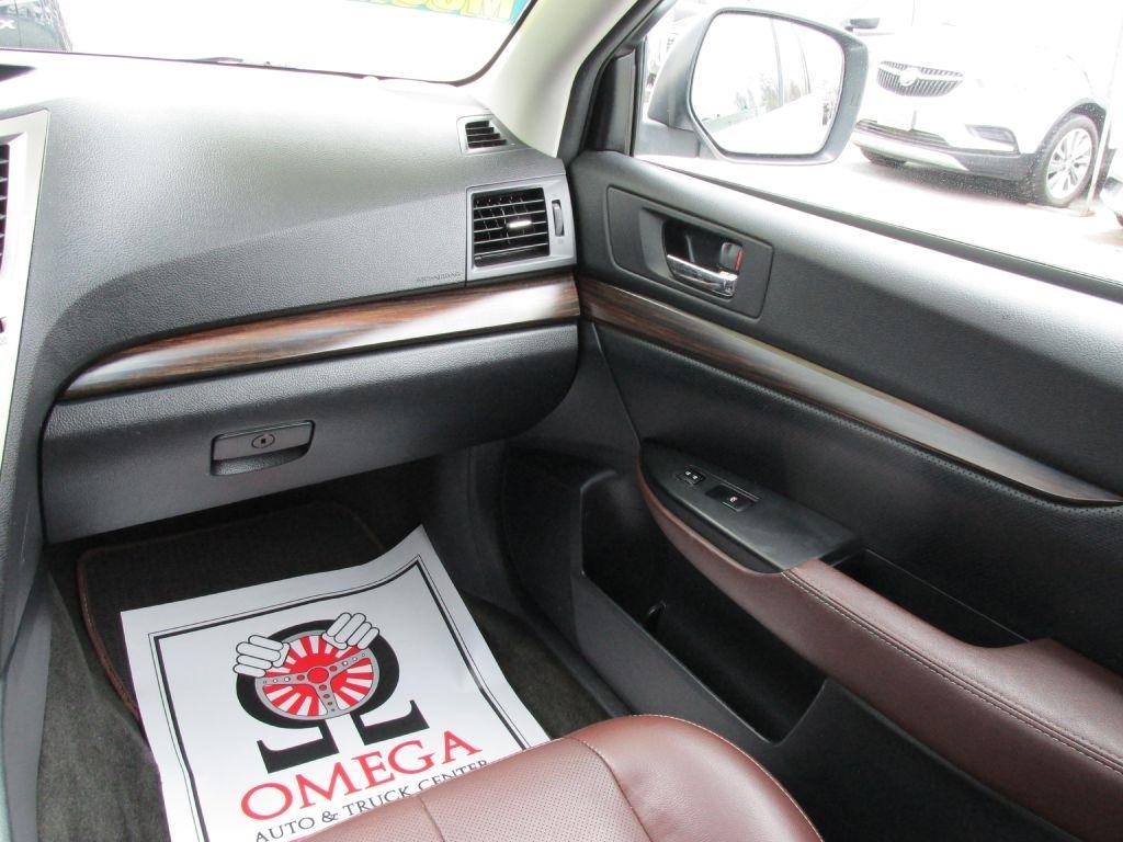 Subaru Outback  2013