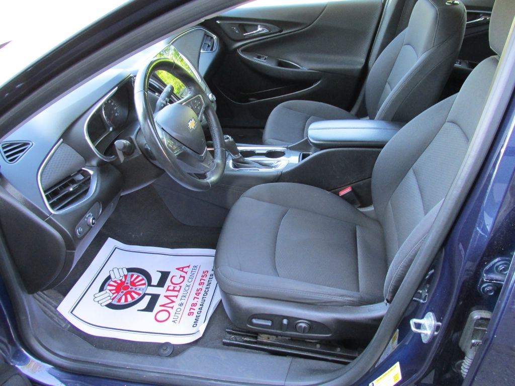 Chevrolet Malibu  2016