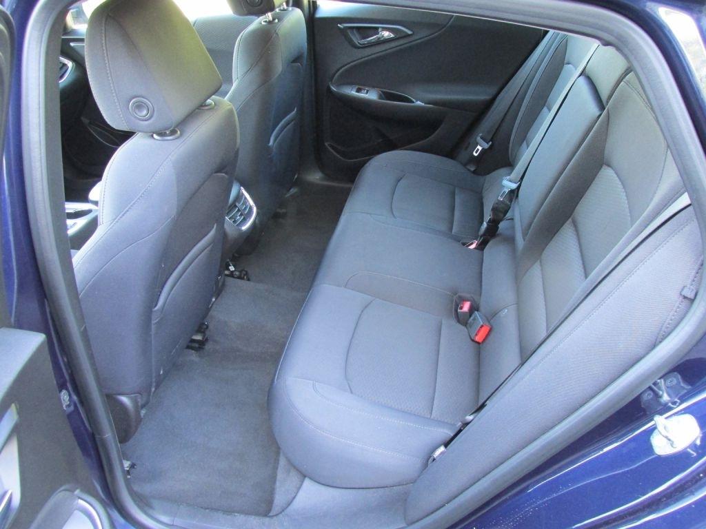 Chevrolet Malibu  2016