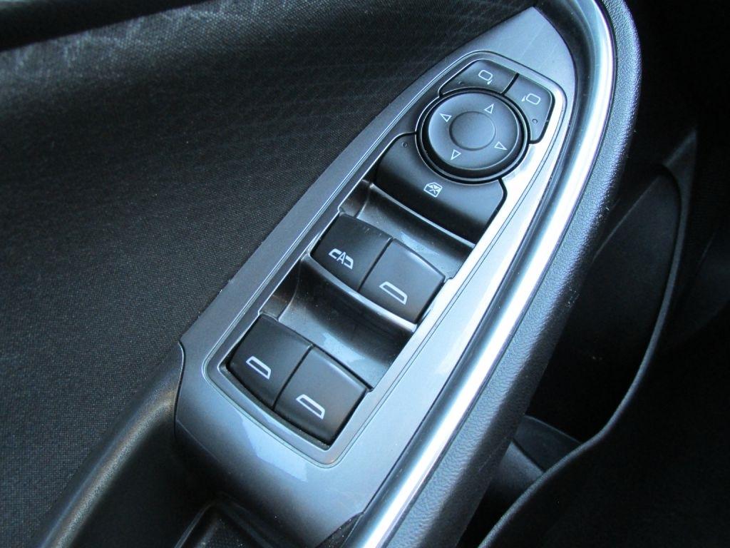 Chevrolet Malibu  2016
