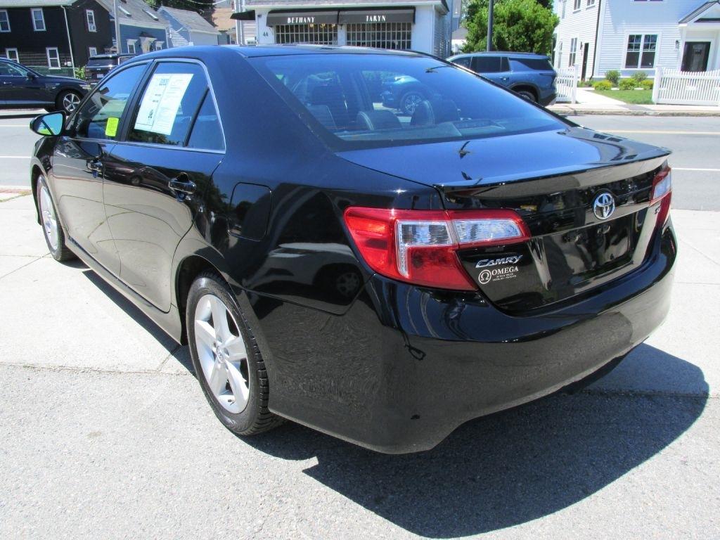 Toyota Camry  2014