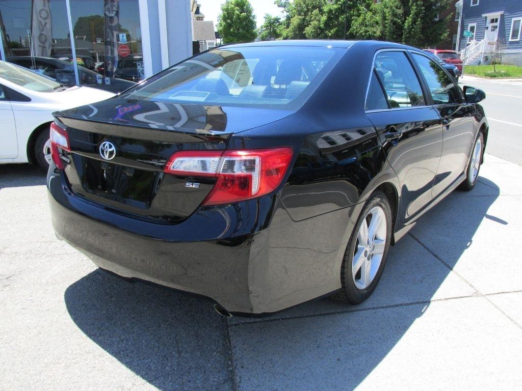 Toyota Camry  2014