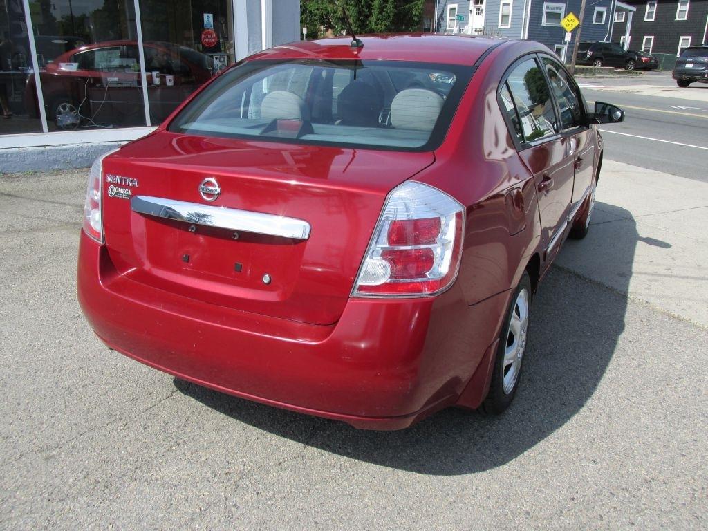 Nissan Sentra  2010