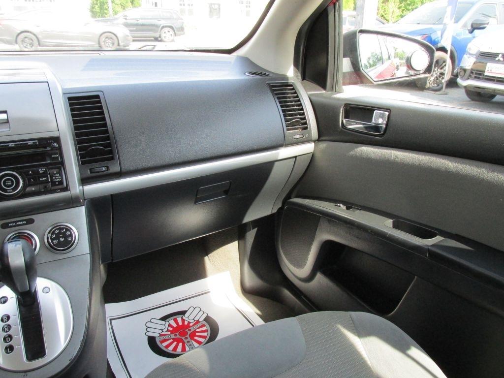 Nissan Sentra  2010