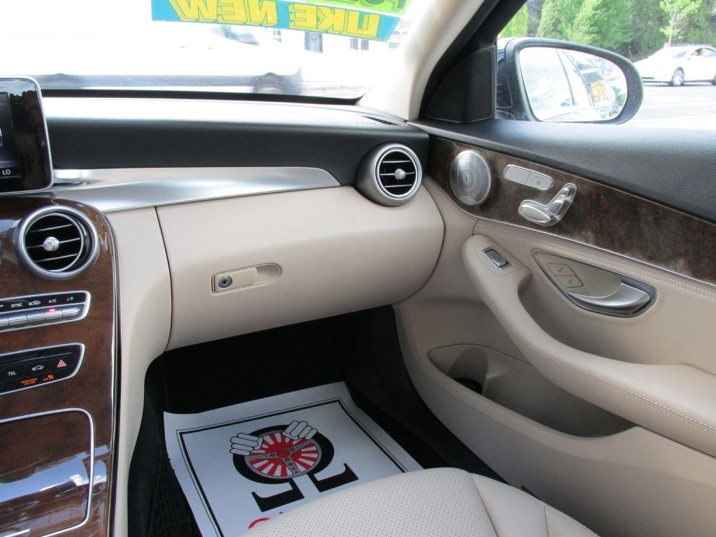Mercedes-Benz C-Class  2015