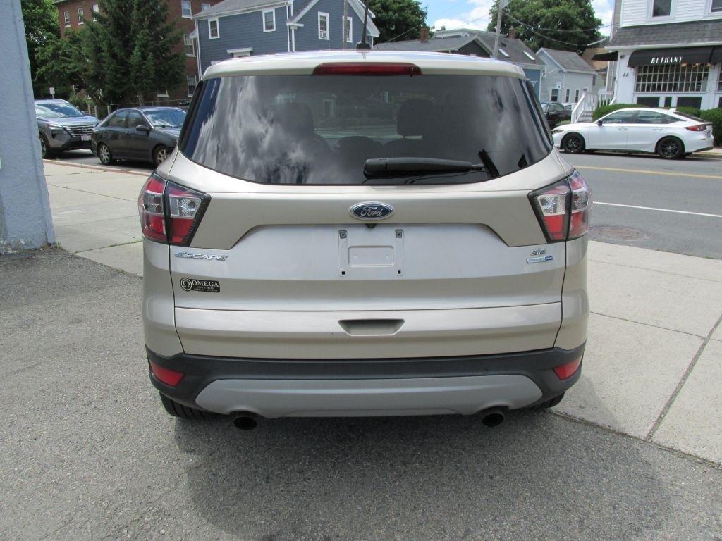 Ford Escape  2017