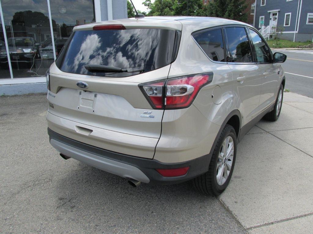 Ford Escape  2017