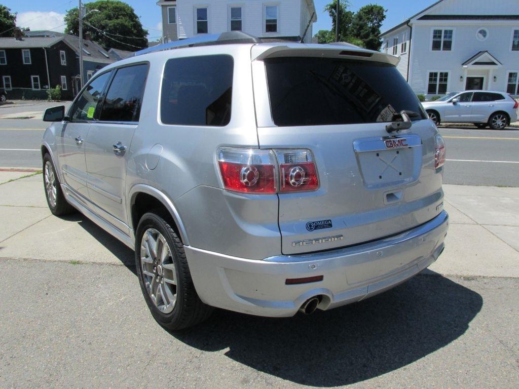 GMC Acadia  2012