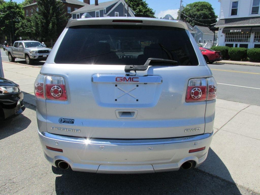 GMC Acadia  2012
