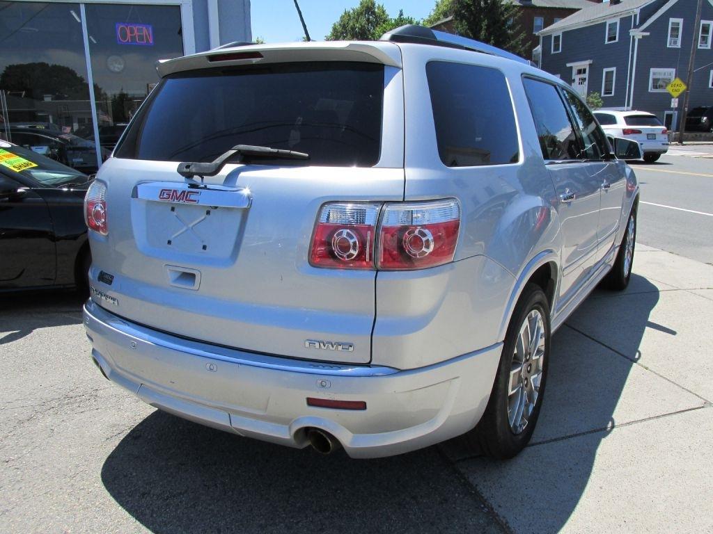 GMC Acadia  2012