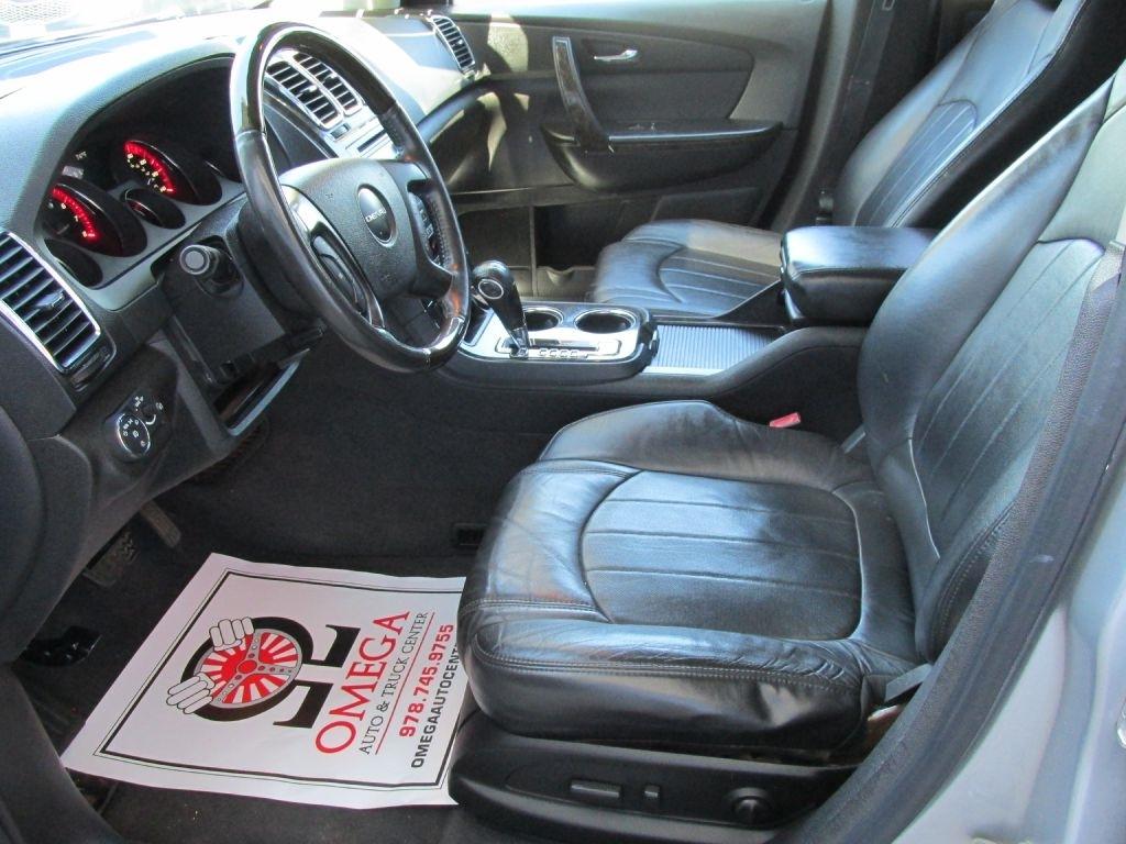 GMC Acadia  2012