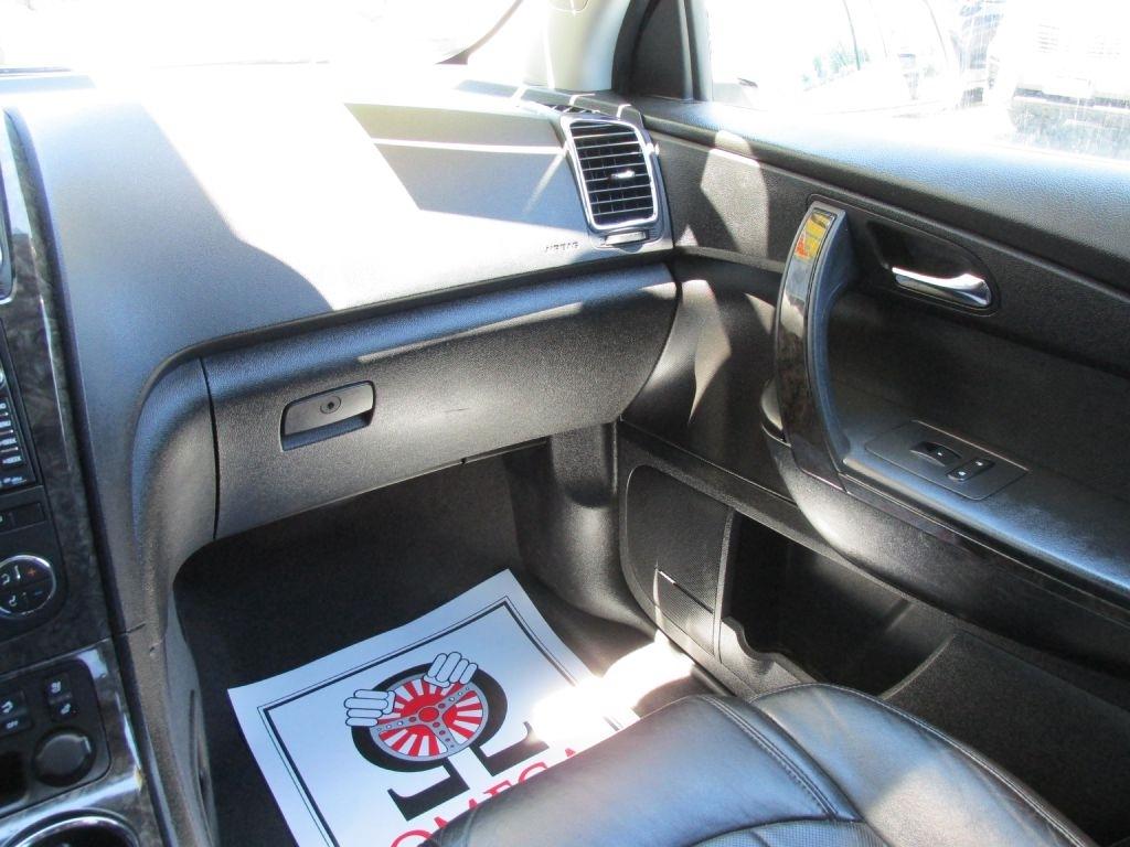 GMC Acadia  2012