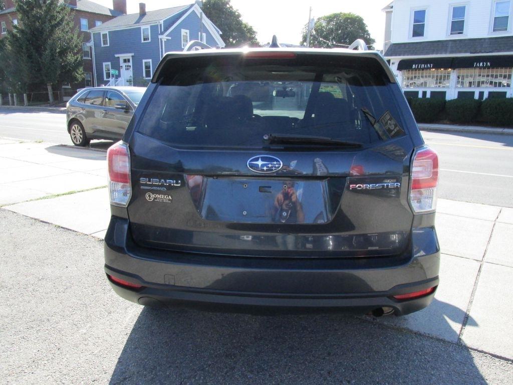 Subaru Forester  2018