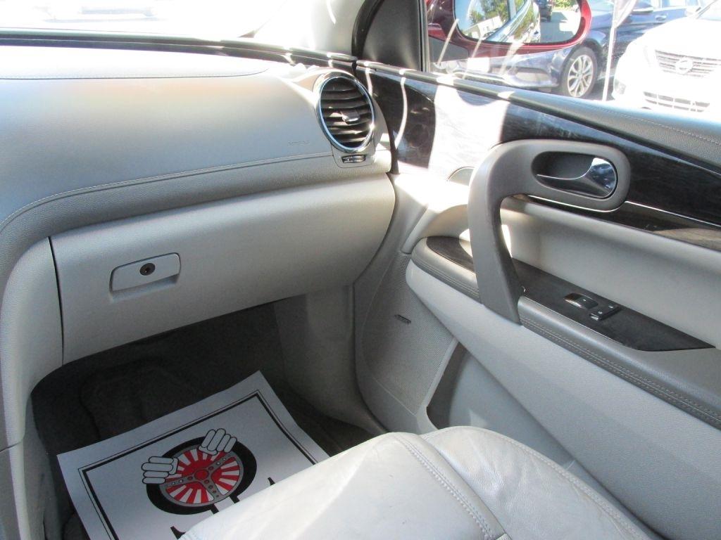 Buick Enclave  2016