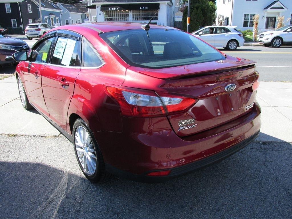 Ford Focus  2014