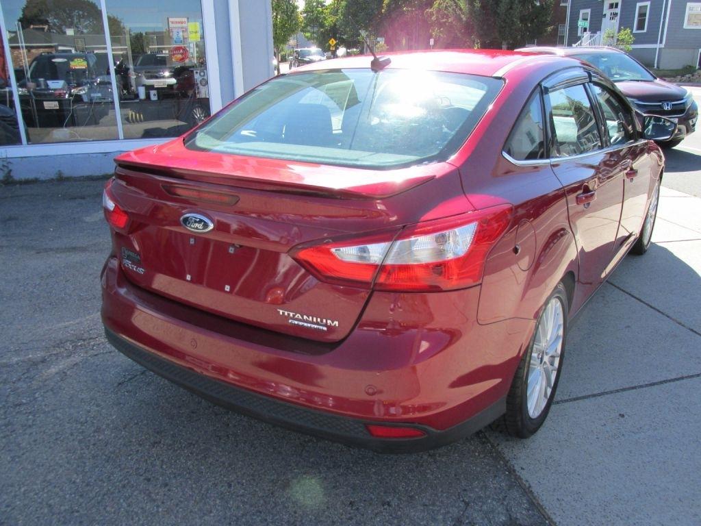 Ford Focus  2014