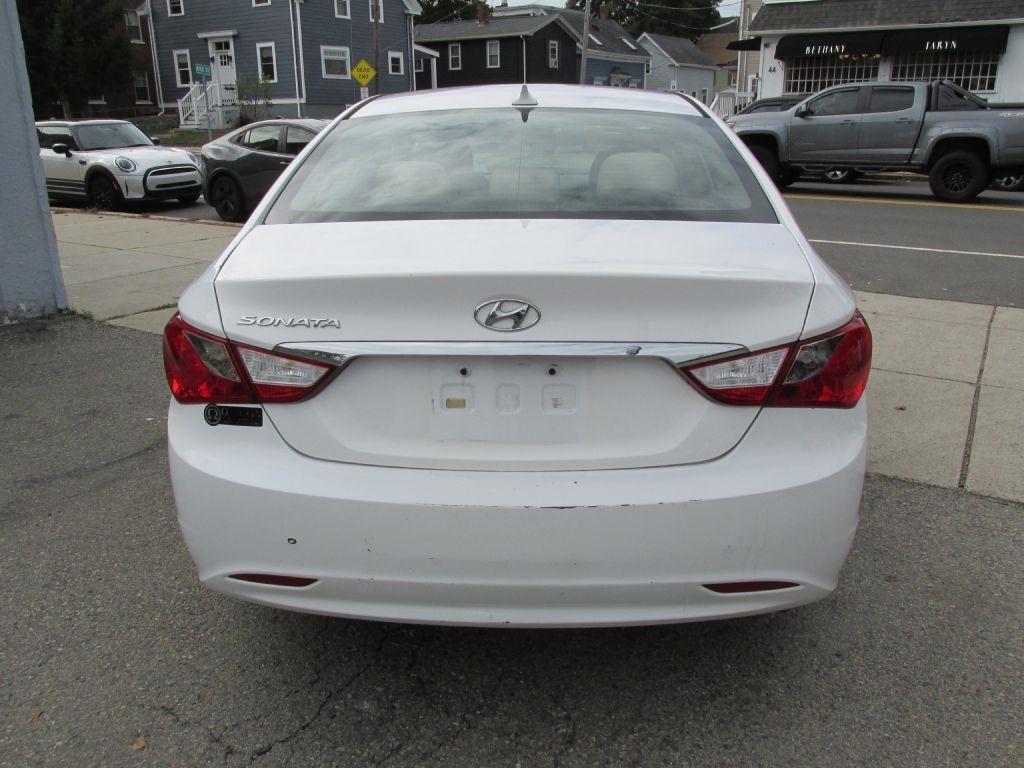 Hyundai Sonata  2013
