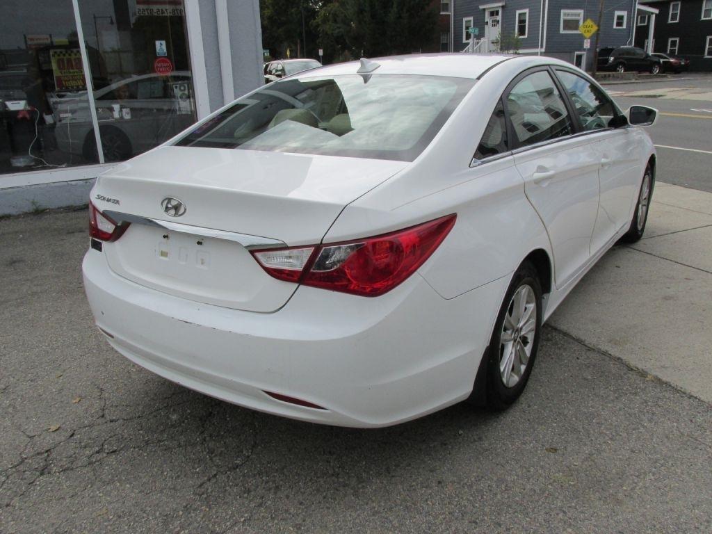Hyundai Sonata  2013