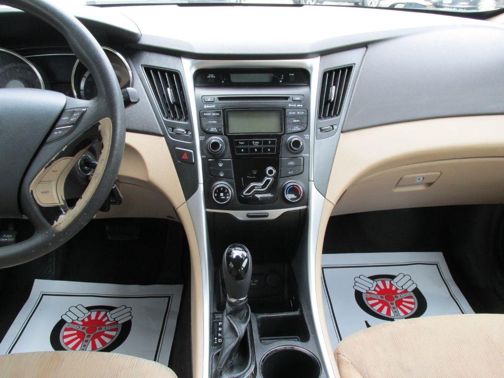 Hyundai Sonata  2013
