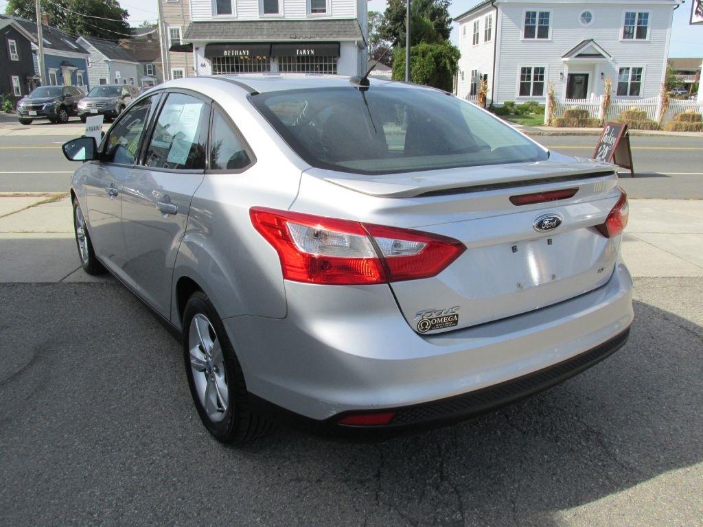 Ford Focus  2012