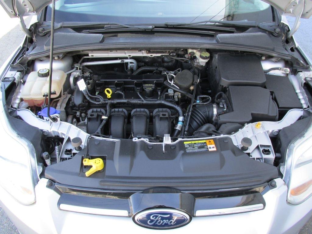 Ford Focus  2012
