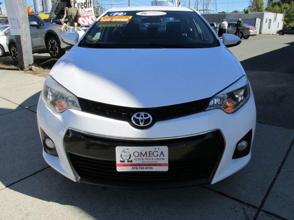 Toyota Corolla  2014
