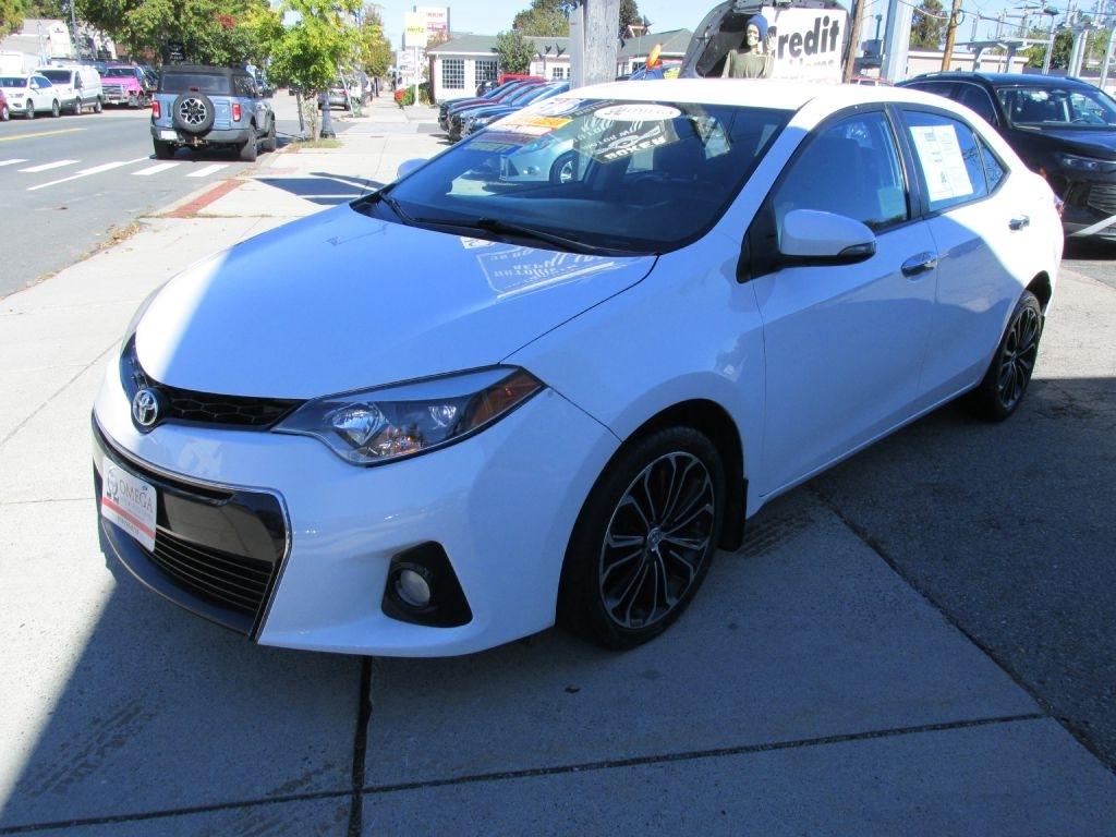 Toyota Corolla  2014