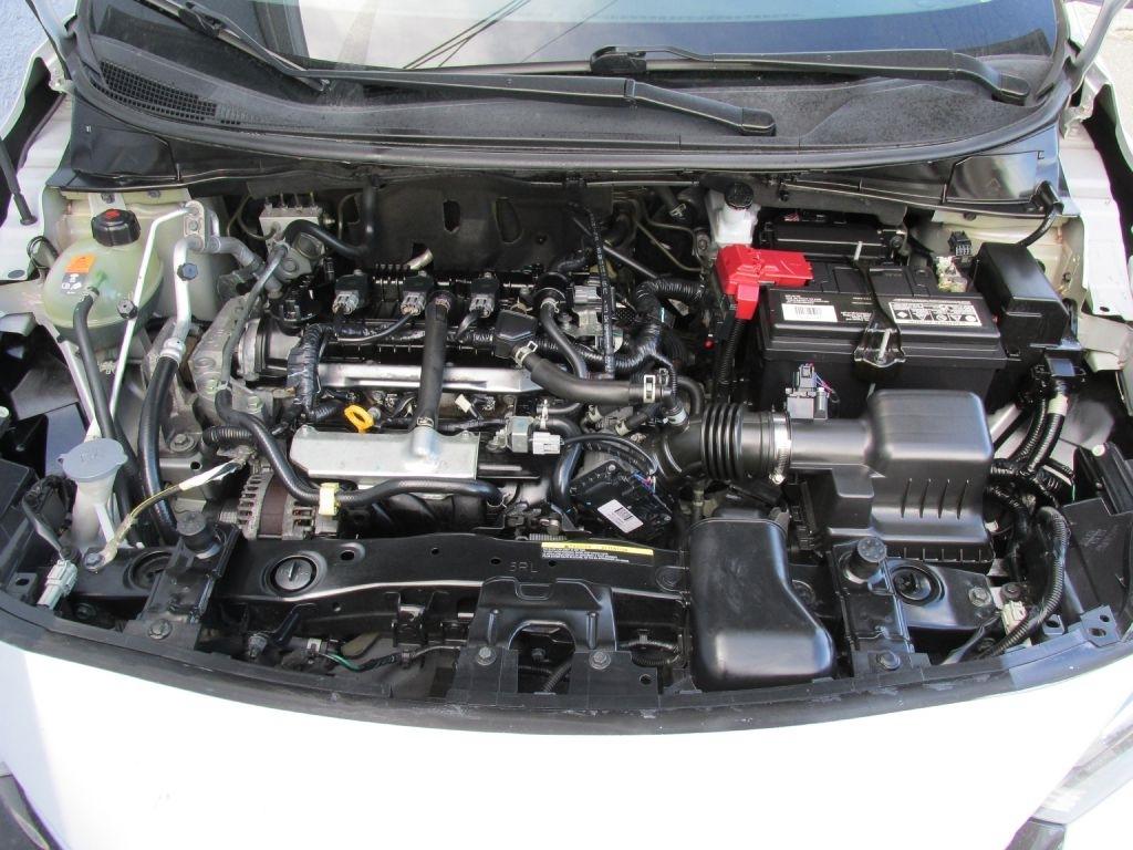 Nissan Versa  2021