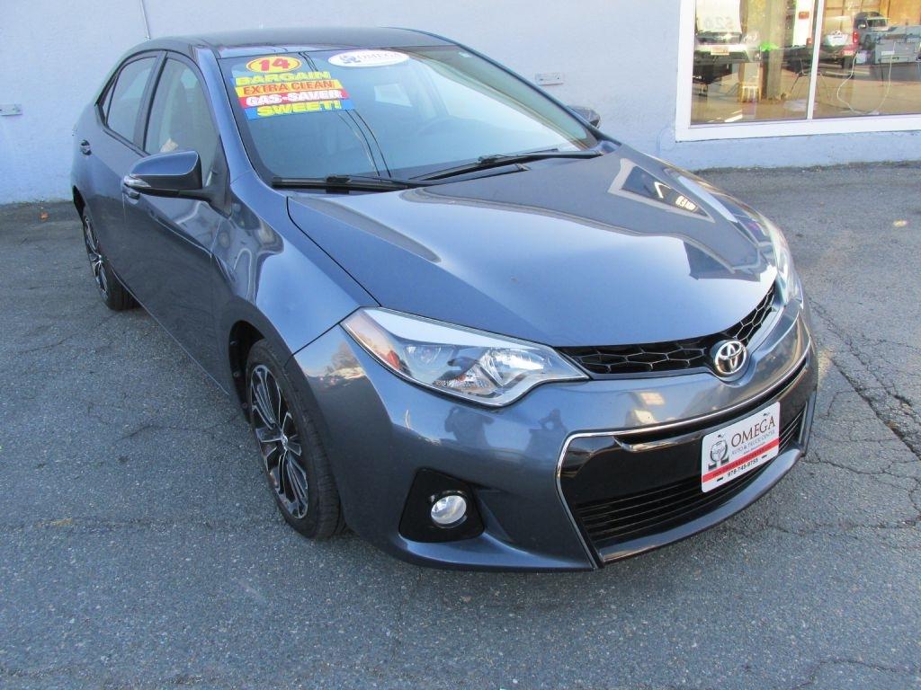 Toyota Corolla  2014