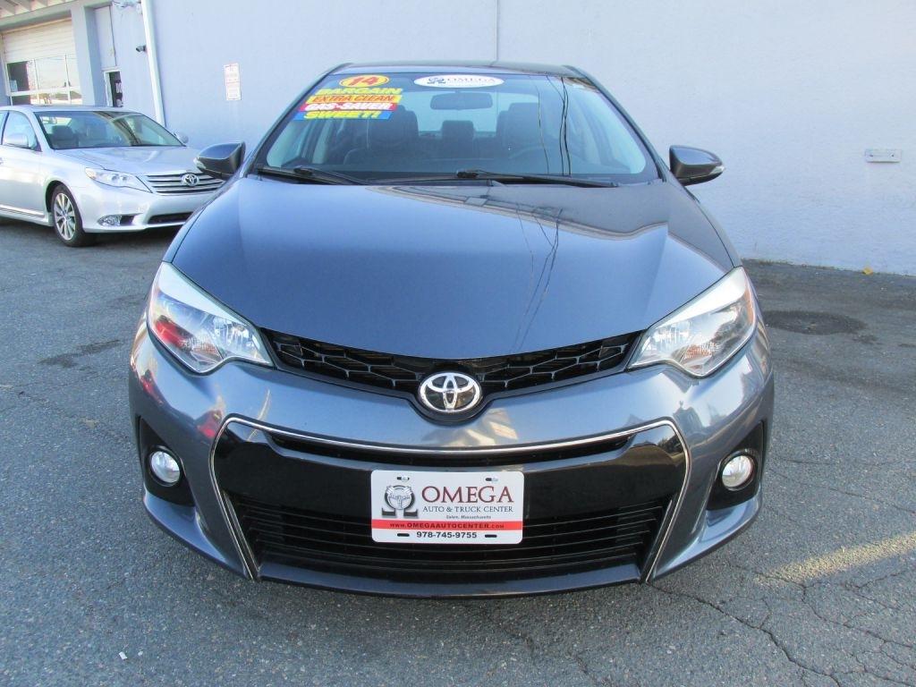 Toyota Corolla  2014