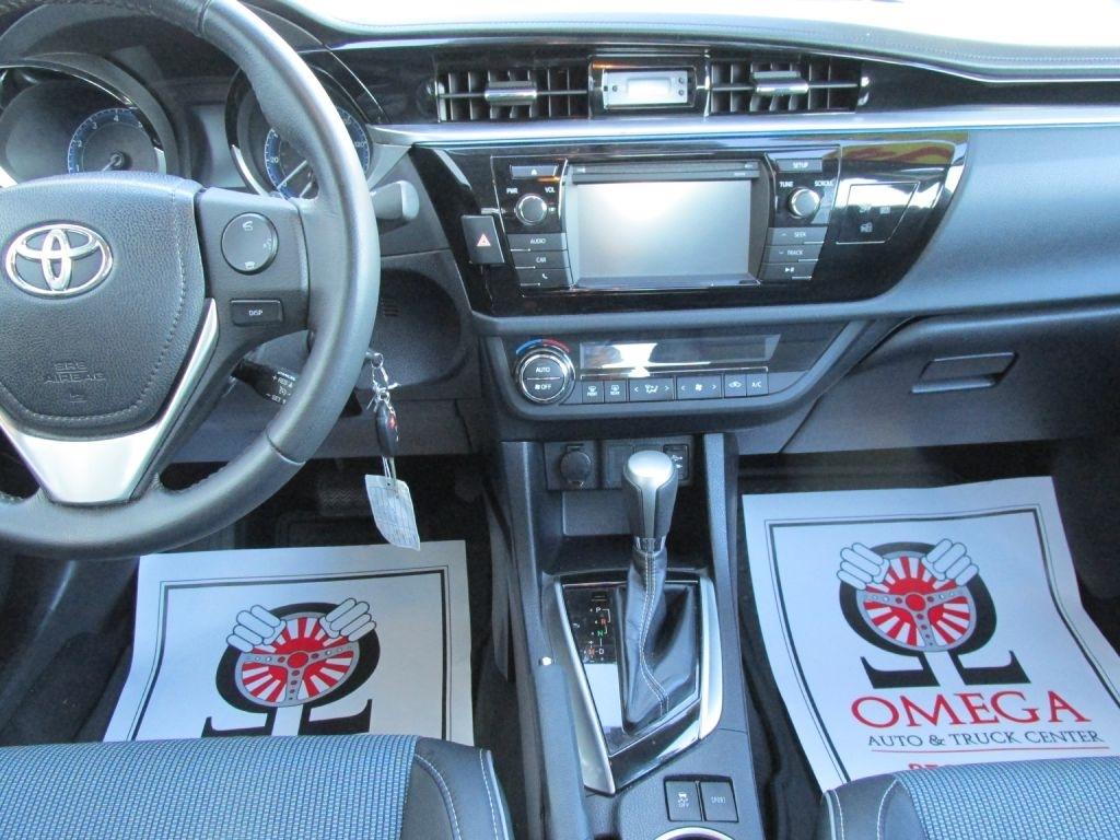Toyota Corolla  2014