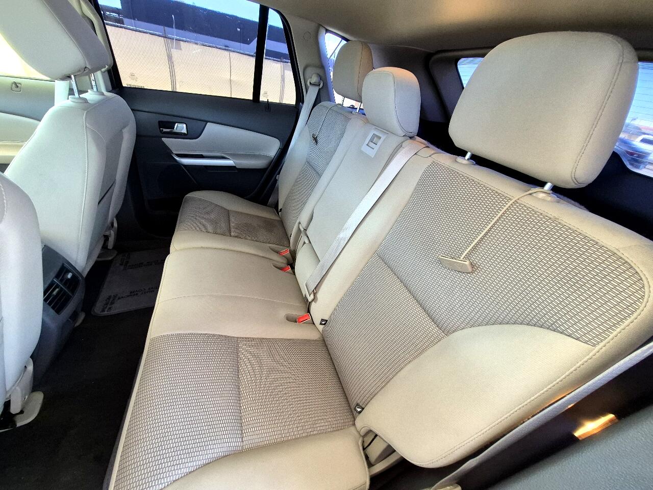 2013 Ford Edge SEL photo 8