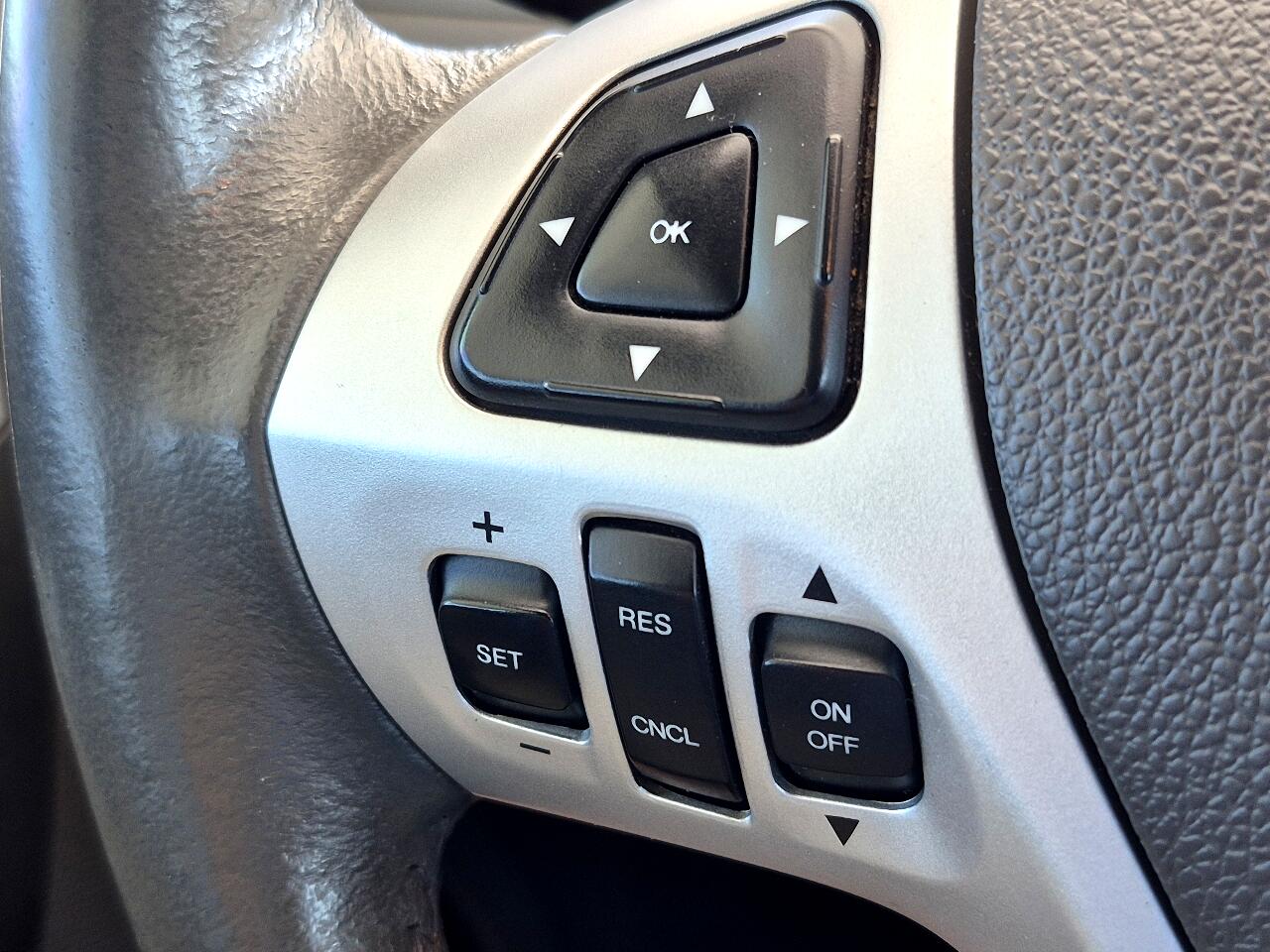 2013 Ford Edge SEL photo 14