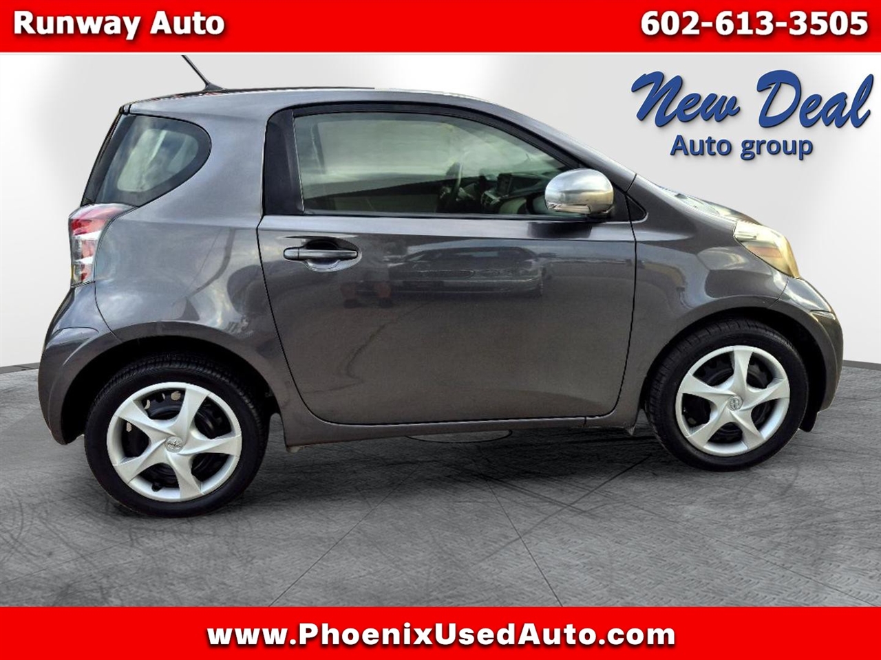 2014 Scion iQ photo 2