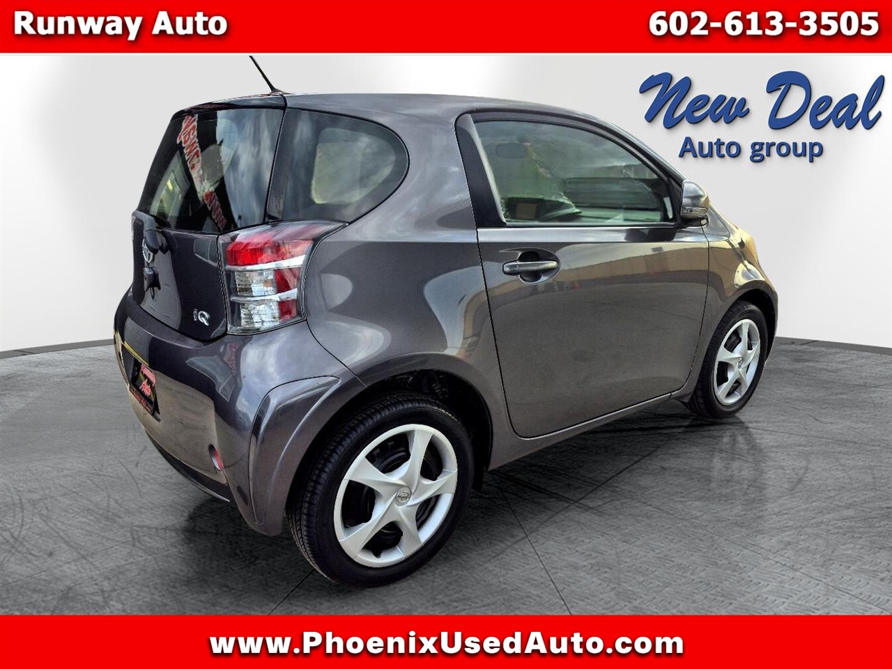 2014 Scion iQ photo 3