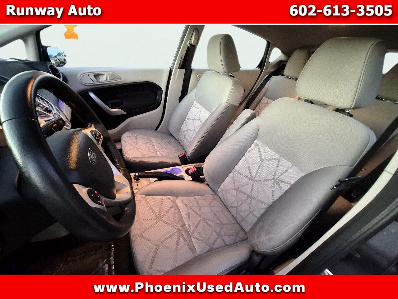 Ford Fiesta SE Hatchback 2013 Ford Fiesta SE Hatchback 2013